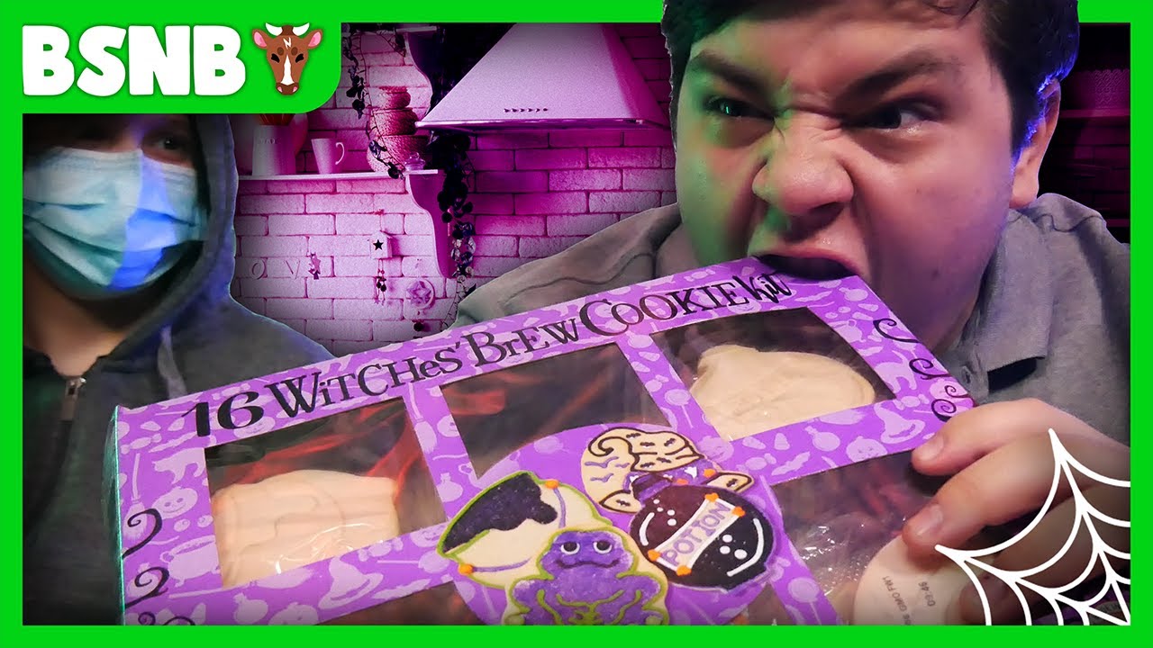 WE FAILED AT MAKING HALLOWEEN COOKIES... | #Halloween Special 2023 | 3