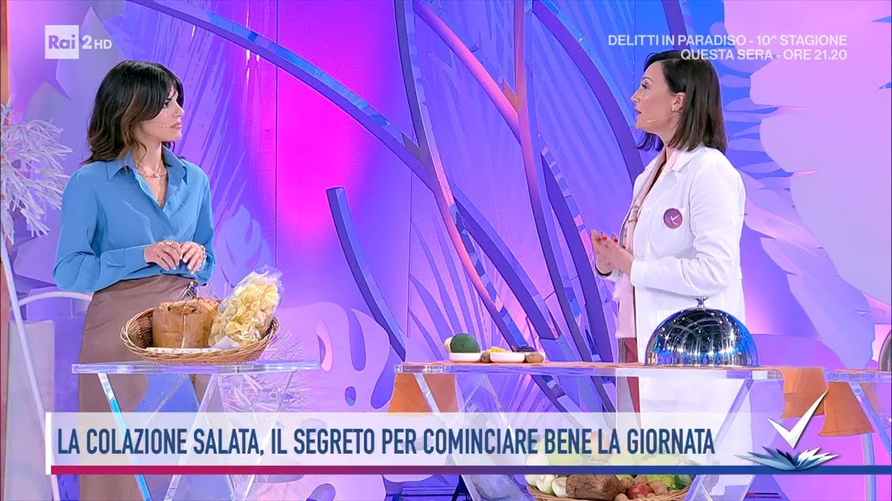 Maria Cassano - Detto Fatto Risponde - Detto Fatto 10/01/2022 - YouTube