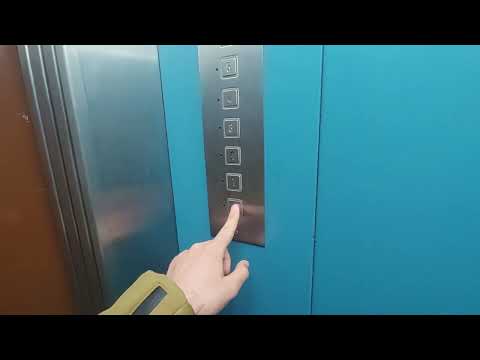 Ascensores Salou In A 6 Story Apartment In Cambrils