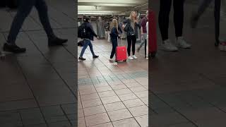 Amazing Voice at Subway Station New York #shorts #amazingvoice #newyork #subwaystation