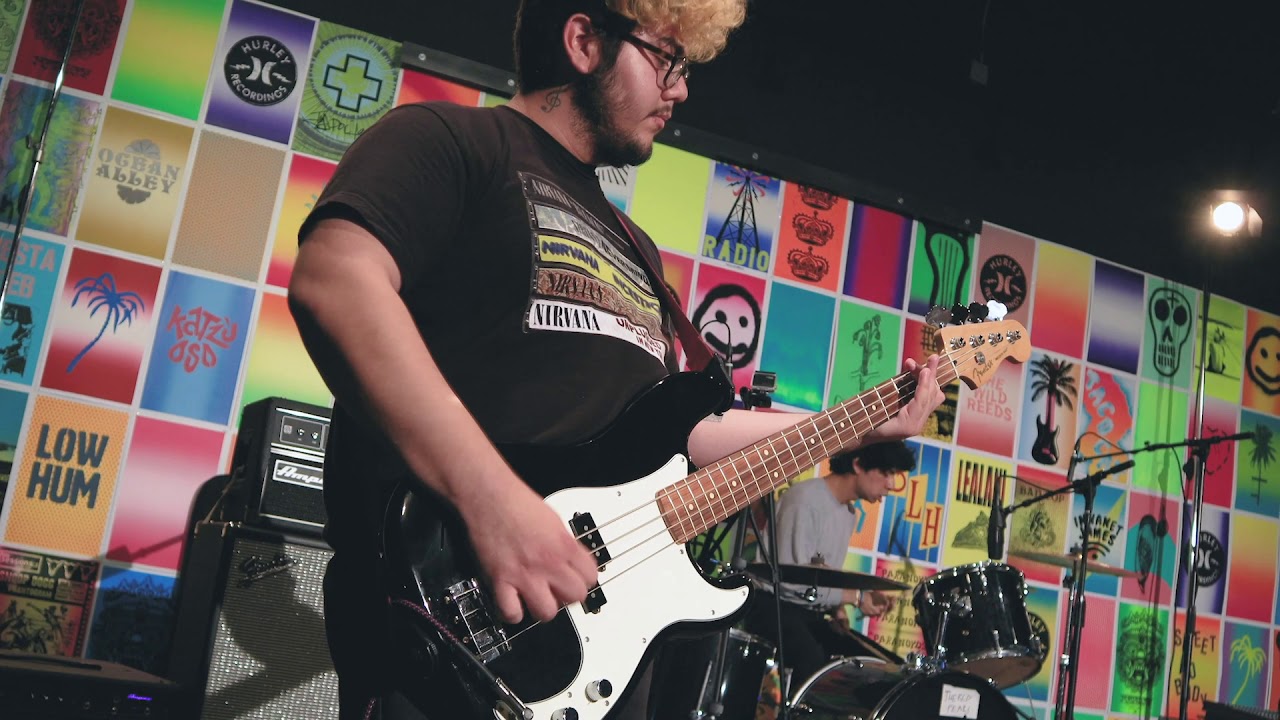 HURLEY LIVE SESSIONS: THE RED PEARS - YouTube
