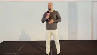 Kashif Khan, Keynote at the Ultimate Wellness™ Conference 2025.