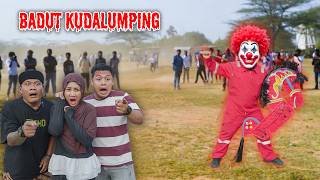 Jika Kalian Melihat Badut Kuda Lumping Ini Segera Lari