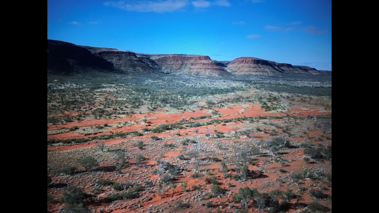 NT, Kings Creek Station past the Cattle Grid