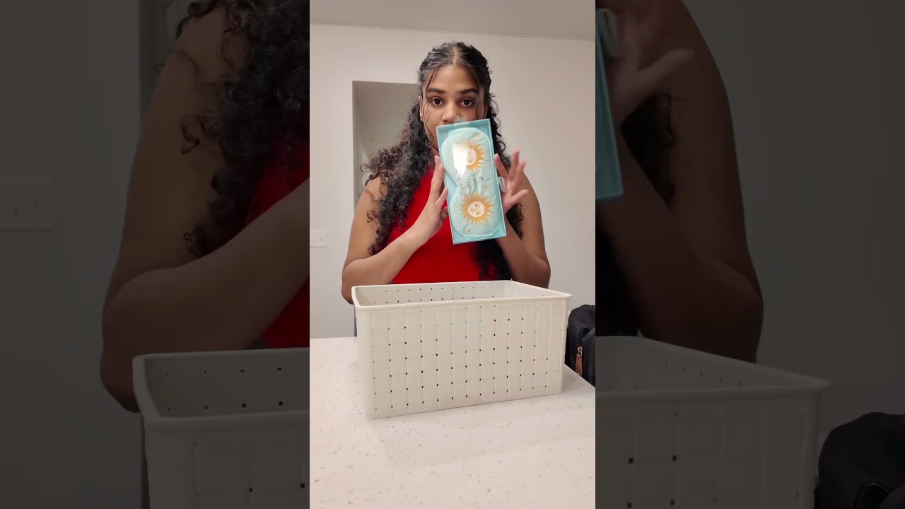 Snacking on @trufru #trufrupartner 🍓