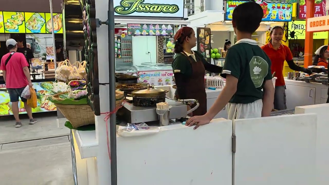 Jodds Fair now at Thailand Cultural Centre.  Bangkok Thailand