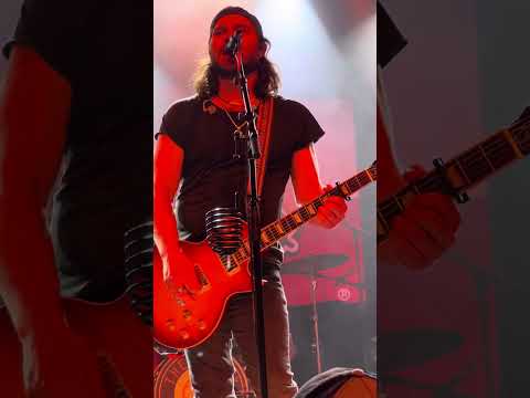 Cocaine and Whiskey - Them Dirty Roses