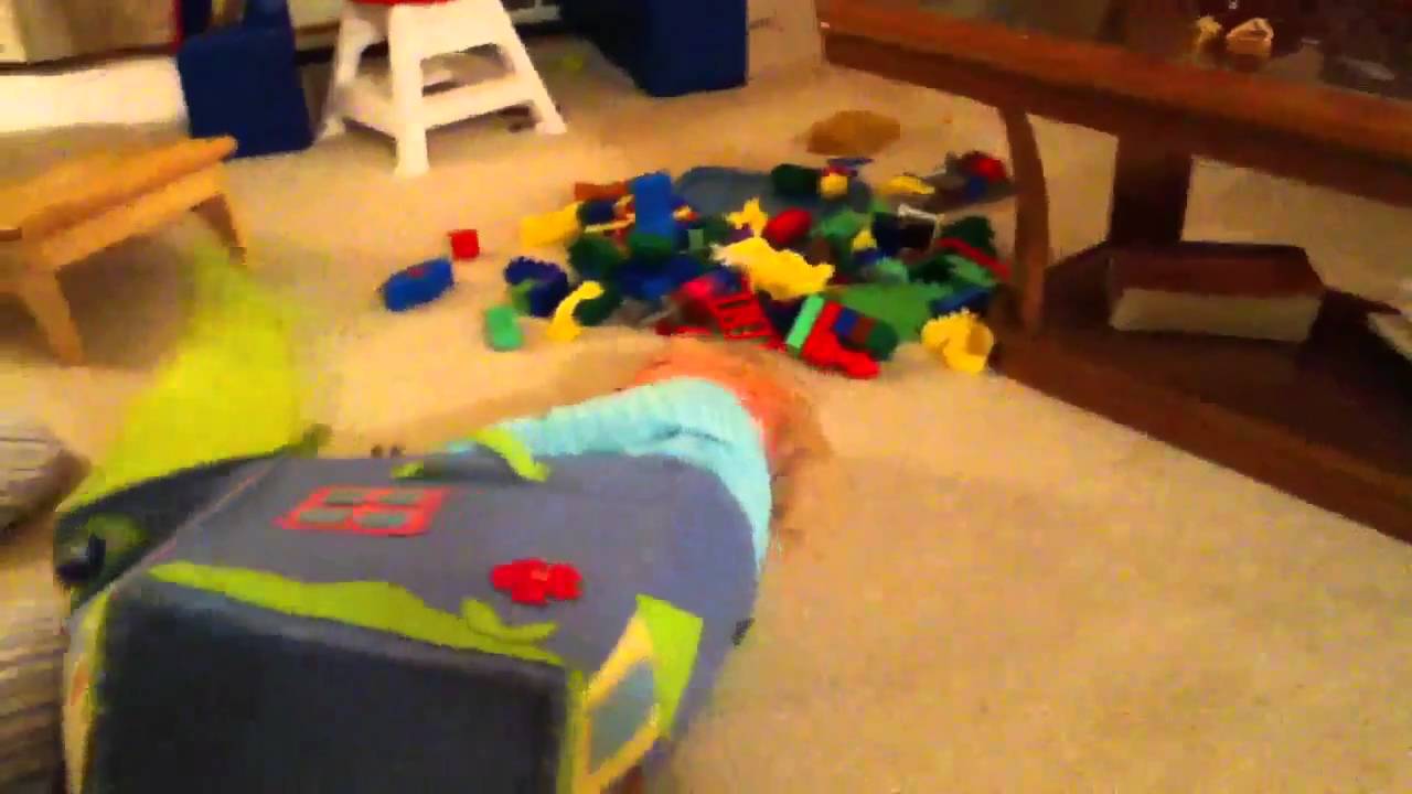 Jonelle hides in the house - YouTube