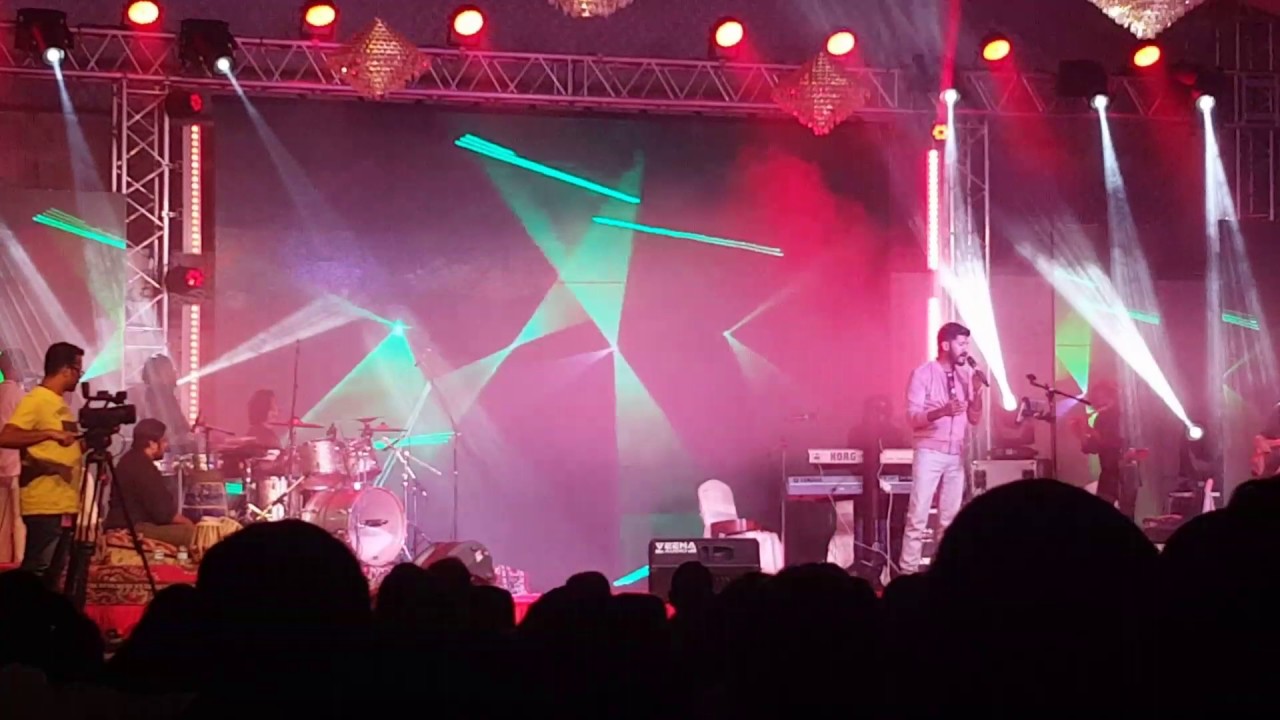 Swara Ragam Swararagam kuwait 2017 program vijay yesudas live kaadalan - YouTube