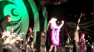 B52's Love Shack Live HD Stereo 2011 chicago