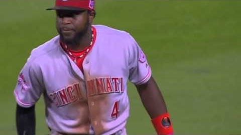 Brandon Phillips Starts Double Play With Flashy Behind the Back Toss