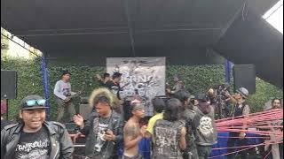 TERSANGKA 13 BAND FOR THE PUNK COVER SEXY PIG LIVE AT BRING BACK ECOLOGY (up the punk)