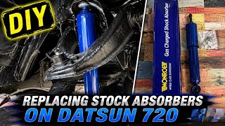 Replacing Front Shock Absorbers on a Datsun 720. ダットサン 720 のフロント ショック アブソーバーを交換. DIY