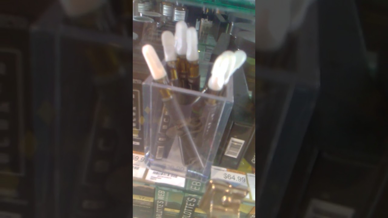 premium stoner tech @ Erewhon venice beach legalize cannabis worldwide!