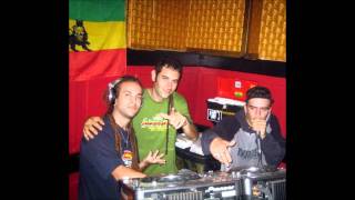 Maliman Youth Kriminal Feat. Krazye Loko Mafia Family - Melodia De Rua Prod. Akme Beatz