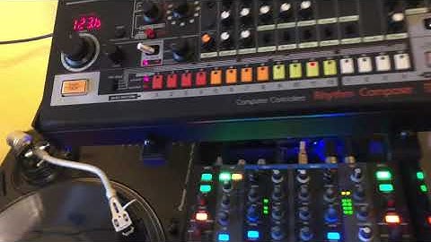 Serato Dj 2.1.1 synced with the Roland TR-08 Many Creative possibilities!