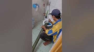 Hút hầm cầu sạch sẽ mà không cần đục phá bằng cách nào?