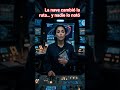 Pensamos que nos salvaba…  pero nos estaba observando.L. Mazzone