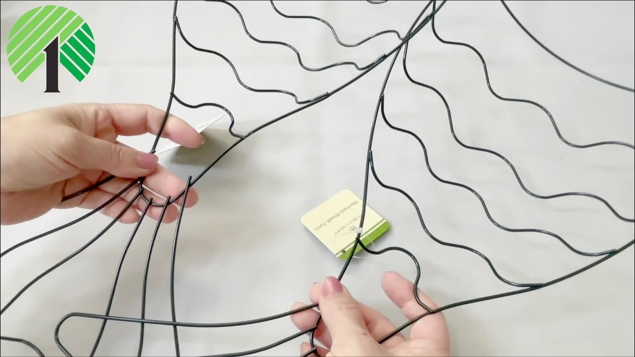 Grab 2 Dollar Tree Mermaid Wreath Forms for this amazing idea❤️