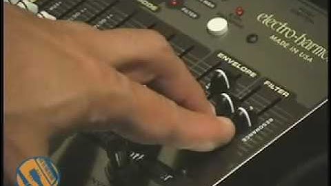 HOG - Video by Gearwire - Harmonic Octave Generator/ Synthesizer - Electro Harmonix