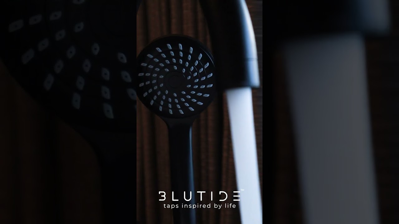 Blutide Mint Hotel Neo Black Free Standing Bath Mixer with Round Hand Shower