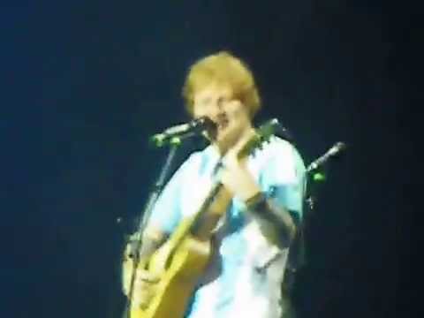 Download Ed talking about Argentina/Take It Back @ Buenos Aires, Argentina (25.4.2015)
