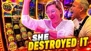 SHE DESTROYED IT! Her Scream Had the ENTIRE Casino Watching!