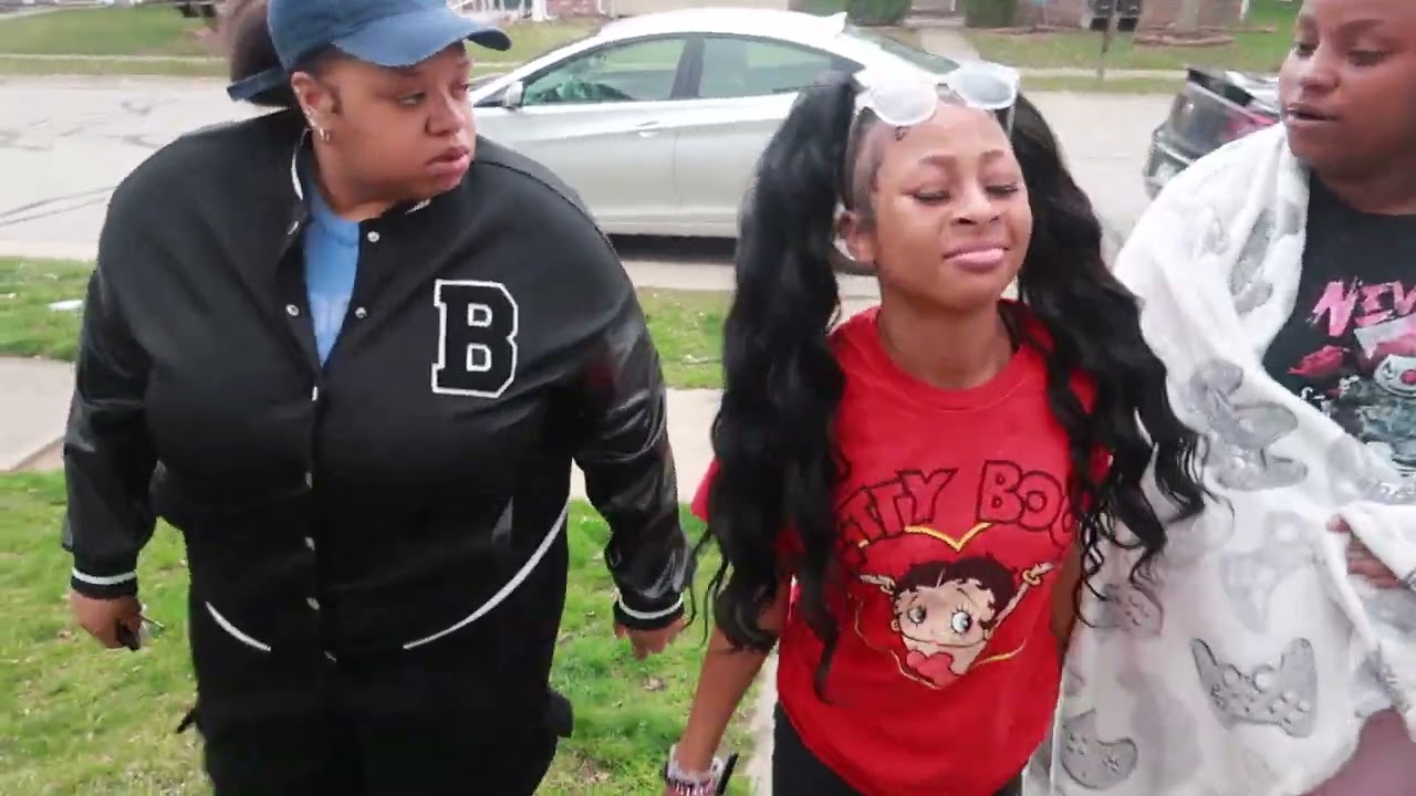 Одержимый сосед по комнате (Сез. 3, Эпизод. 9)