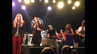 Dakota Johnson and Ruby Stewart singing 'Tumbling Dice' by Rolling Stones at the Stones Fest [2013]