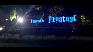 Berwisata malam naik perahu di Taman prestasi Surabaya