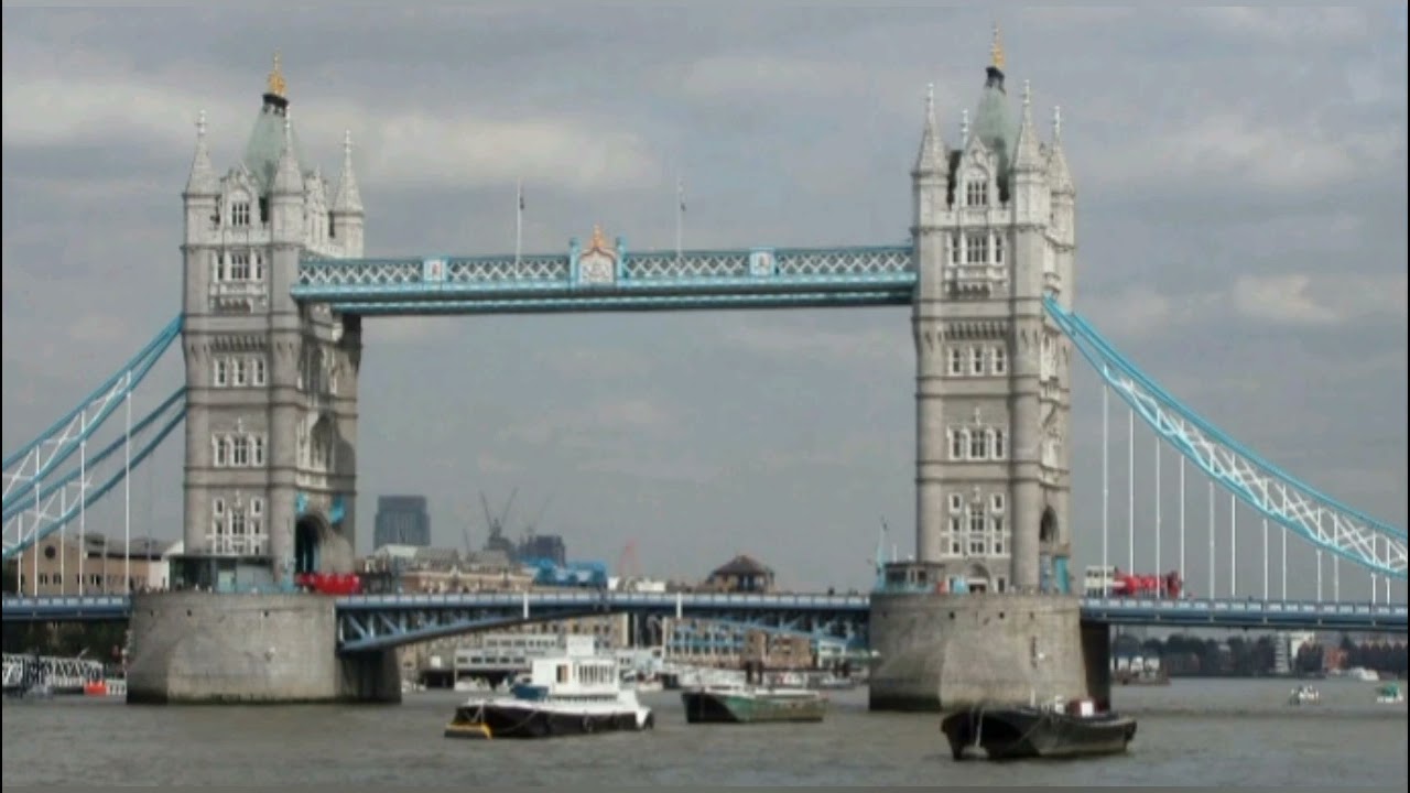 തേംസ് നദിതീര നഗരം - ലണ്ടൻ.