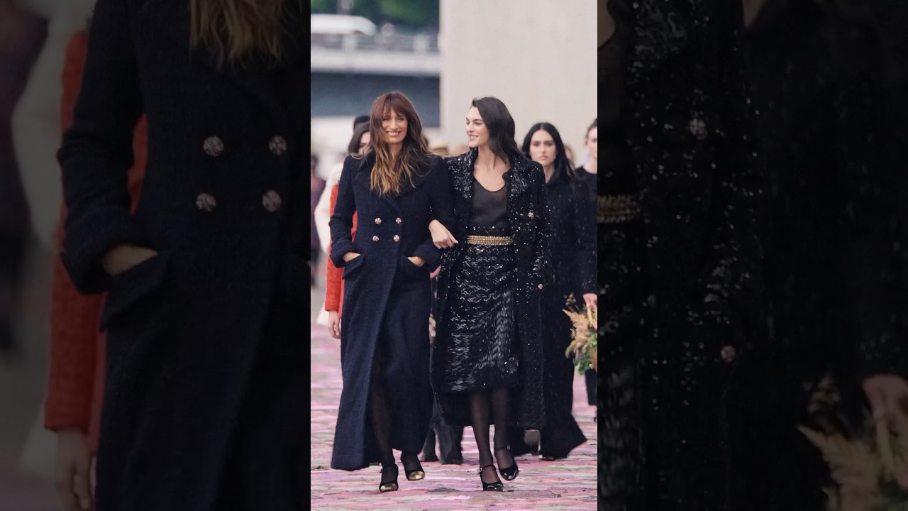 CHANEL Fall-Winter 2023/24 Haute Couture Show — CHANEL Shows