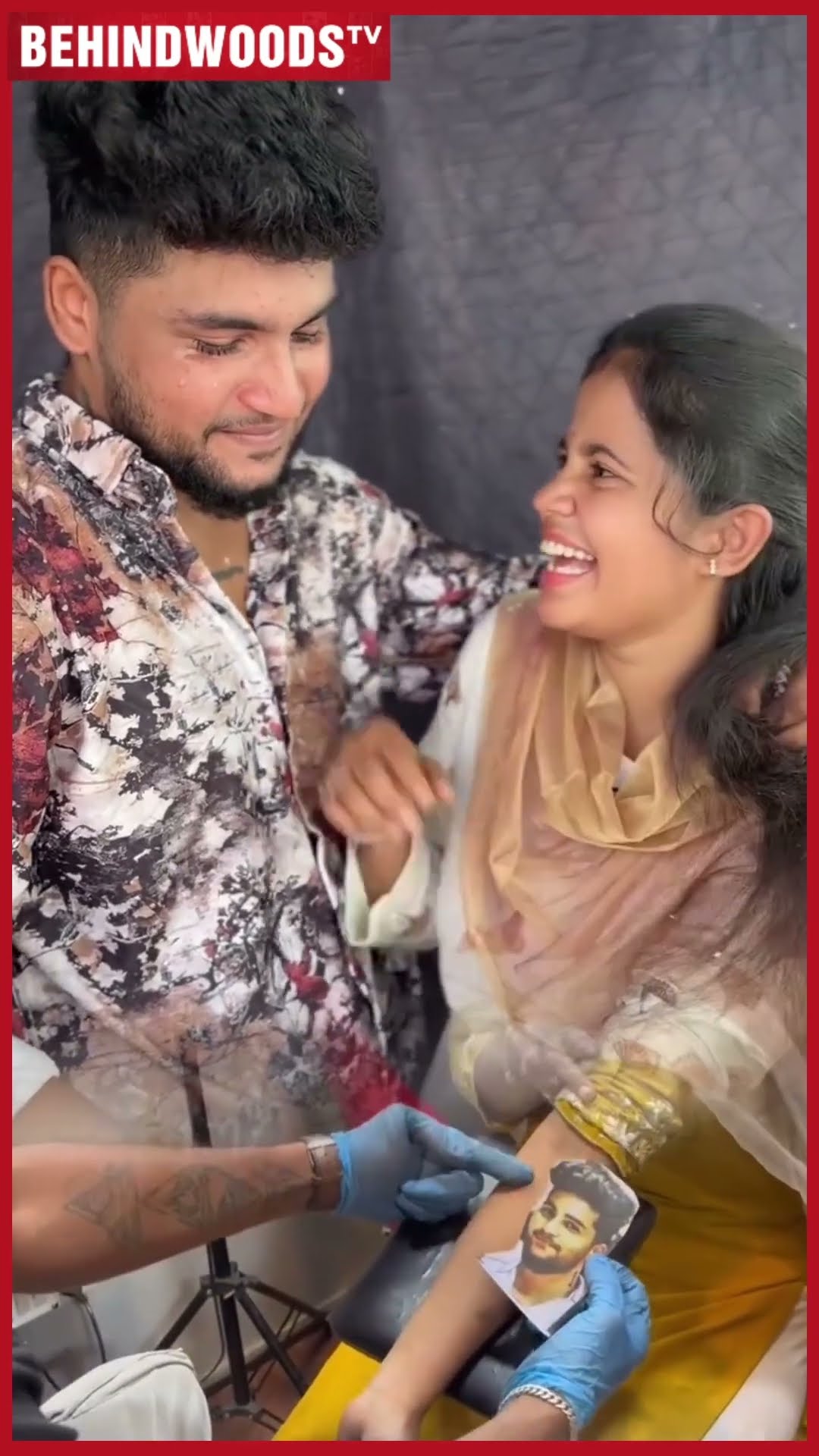 'பொண்டாட்டி இந்த B'day ரொம்ப Special ஆக்கிட்ட..' ? கண்கலங்கிய கணவன் ? Emotional Video