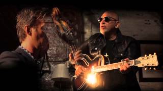 The Black Sorrows - Storybook Love chords