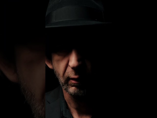 L’anonyme 🎩 Nouveau single le 13 décembre