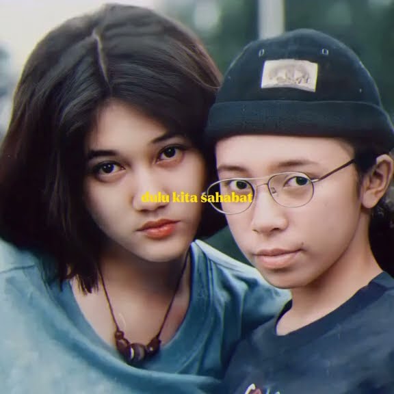 Nike ardilla dan melly goeslaw - Sahabat Sejati #nikeardilla #mellygoeslaw #shorts #fotokenangan