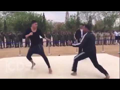 Akshay Kumar fights with an IPS OFFICER 🔥 #shorts #akshaykumar #IPS #officer #ringfight #fighting