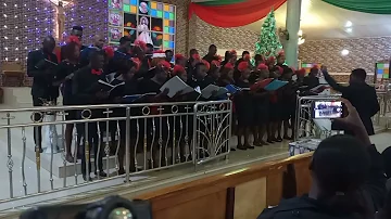 Sunan sa da dadi by Dauda Zih sang by CAC Choir at the Carols 21