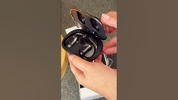 AI Translation Earbuds Real Time, 3-in-1 Translator Earbuds 144 Languages & Accents