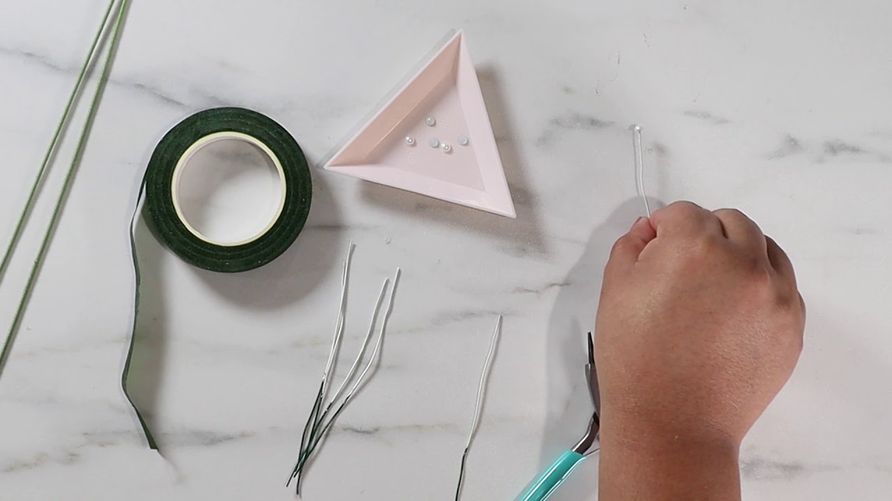 DIY BABY BREATH CRYSTAL ACCENTS