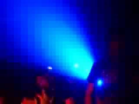 underoath - A boy brushed red live at the common grounds