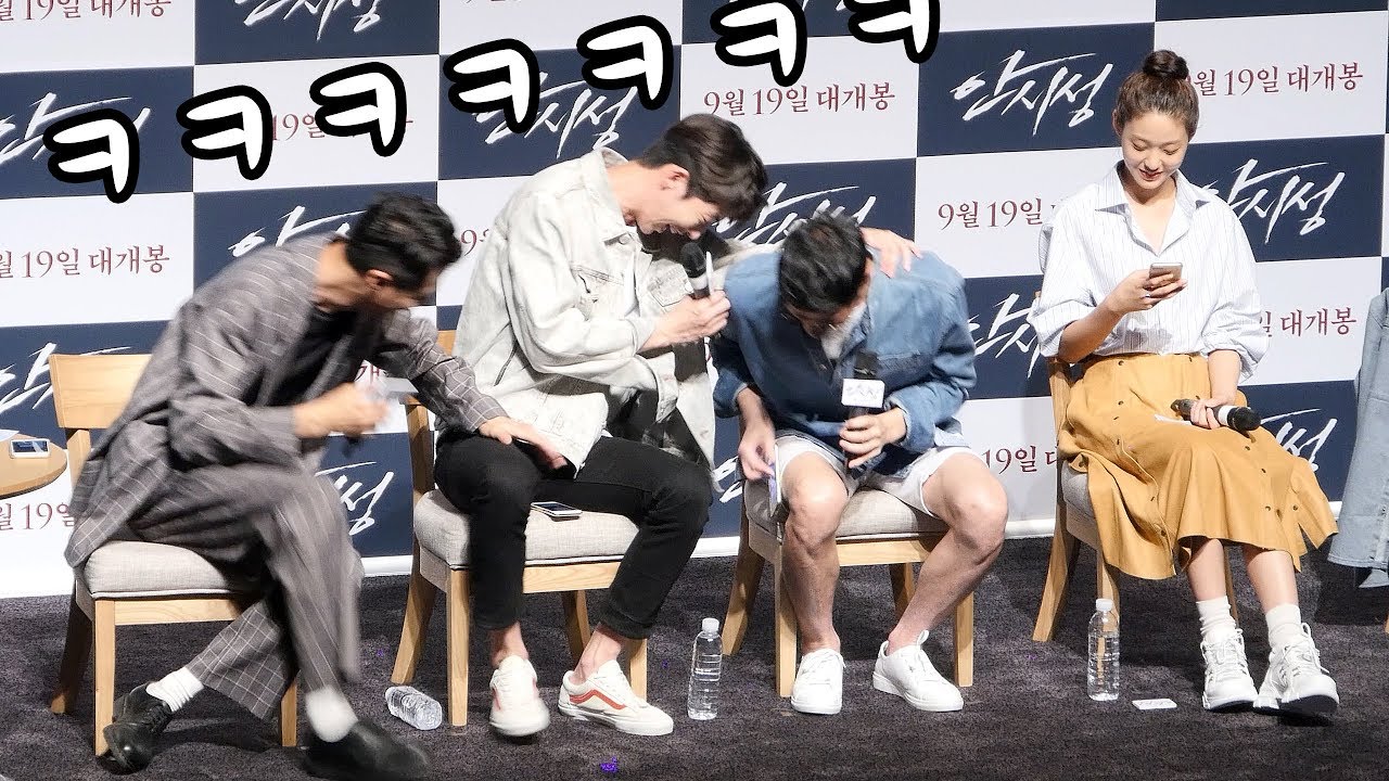 [ENG] 조인성, 남주혁 빵터뜨린 엄태구 : 설현 : 영화 '안시성' 츄잉챗 GV : 롯데시네마 월드타워: 놀아주는 여자