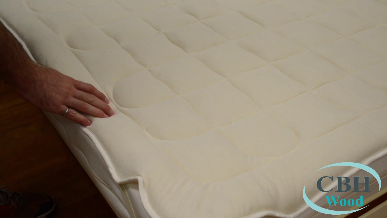 100% Pure Virgin Sheep's wool