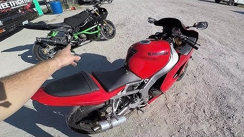 STOCK vs STUNT Kawasaki Ninja 636 Showdown