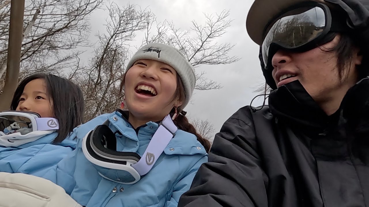 今年もパパとママがスキーに行きたいお願い叶えてくれた
