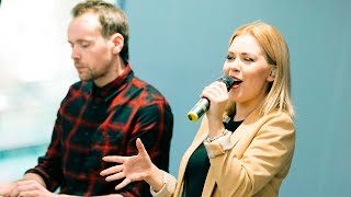 Monika Linkytė – Po Dangum (LIVE @Kitokie pasikalbėjimai)