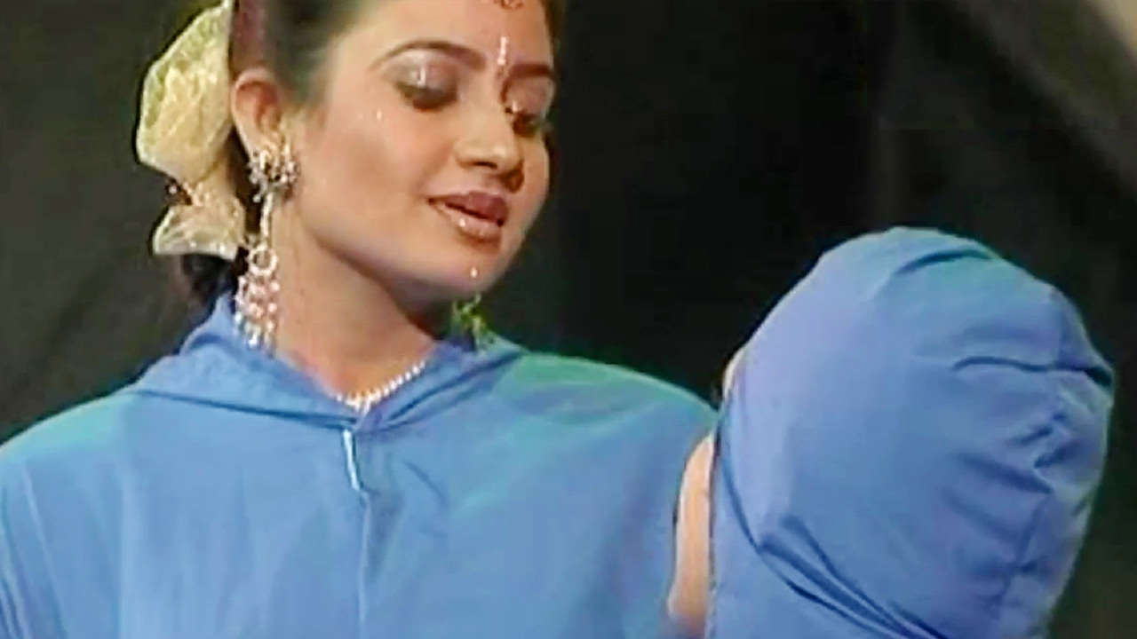 Malayalam Stage Shows ഒരു കിടിലൻ ഡാൻസുമായി ഇന്ദ്രജ Indraja Dance Shows YouTube