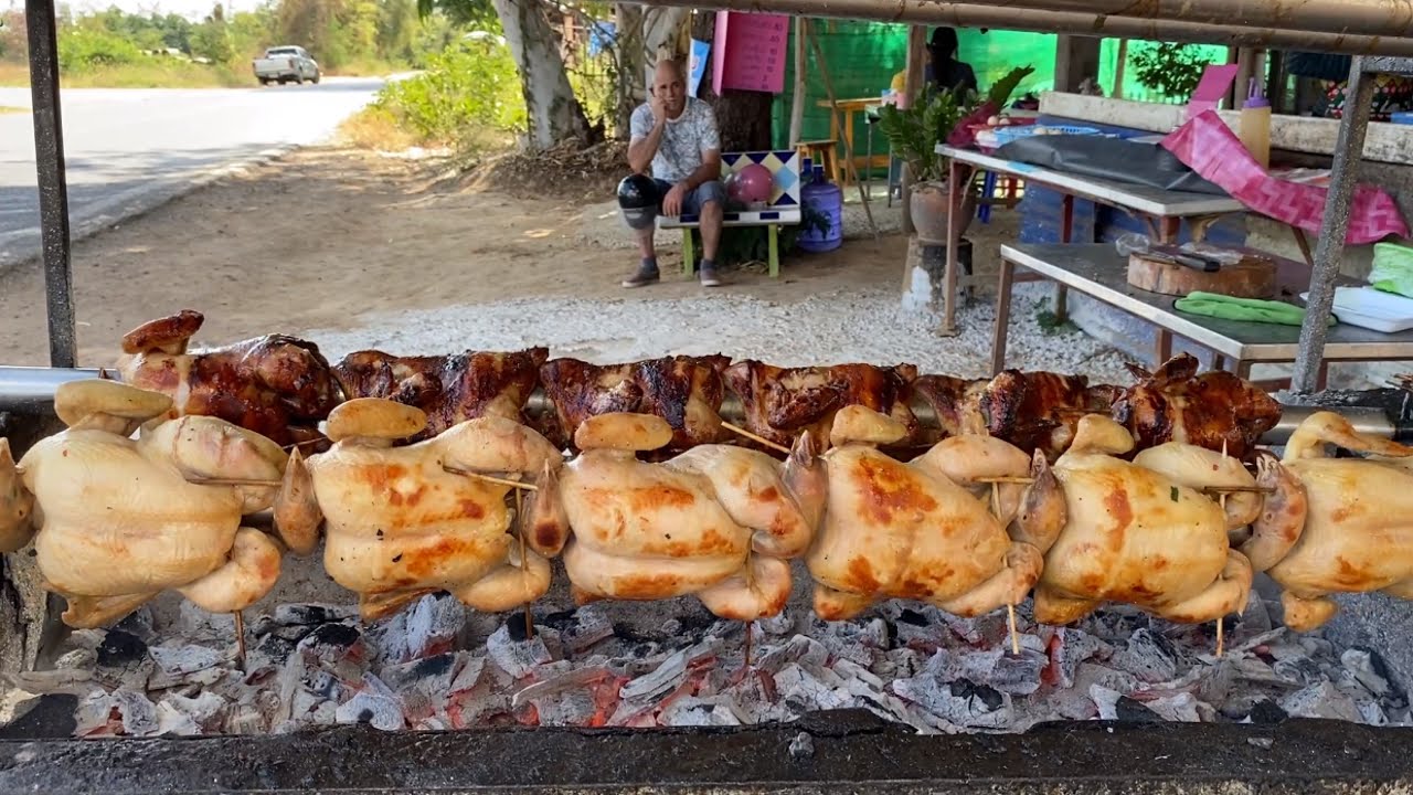 ฝรั่งตัดสินใจยากมากไก่มีแต่ตัวใหญ่ๆแวะชื้อไก่ก๋วยเตี๋ยวก่อนจะเข้าบ้าน