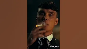 احنا عارفين مين معانا ومين بيضرب من ورانا ياما ناس دخلت حياتنا كان وجودهم سد خانة 