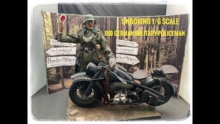 Unboxing video 1/6 scale D80166 WWII German military policeman Richard - WWII Action Figure